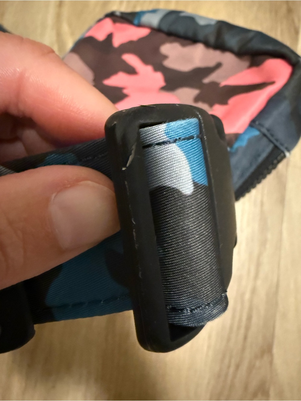 Lululemon Everywhere Belt Bag 1L - Picture 4 of 8